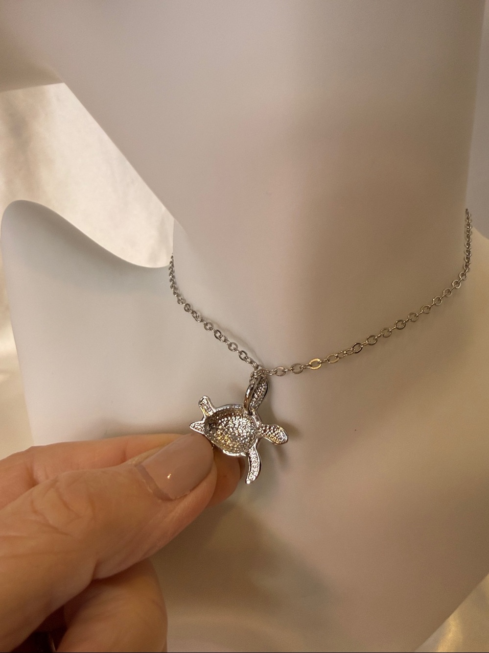 Silver Sea Turtle Necklace with Blue Green Opal Inlay Interlocking Chain NWOT - Picture 2 of 6